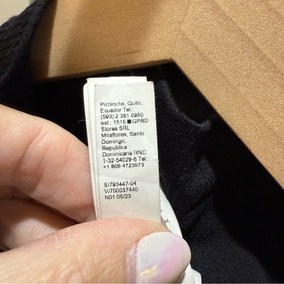 ATHLETA  FLURRY HALF ZIP MOCK NECK TOP - Picture 8 of 12